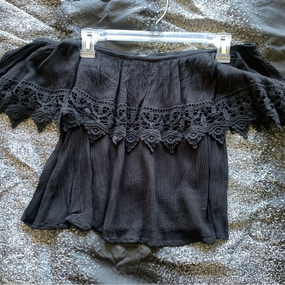 Off the shoulder embroidered lace trim top - Picture 1 of 3